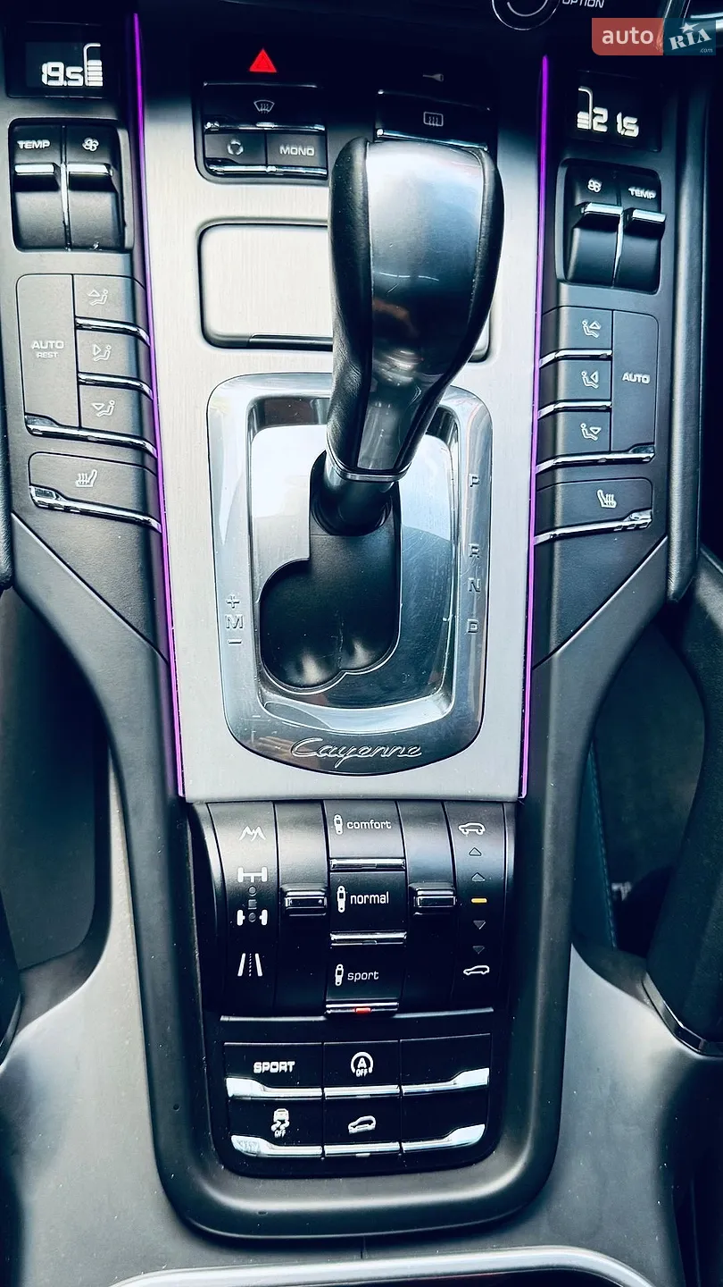 2010 Porsche Cayenne - мініатюра 196