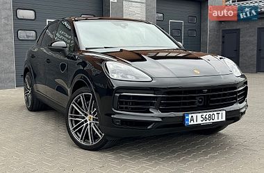 Внедорожник / Кроссовер Porsche Cayenne 2019 в Киеве