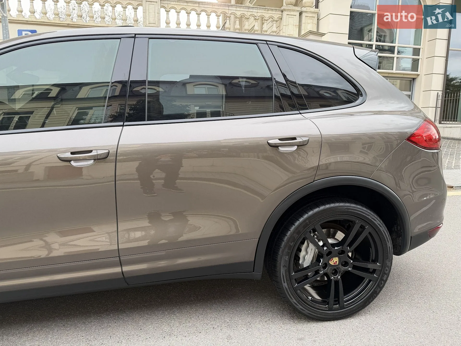 2011 Porsche Cayenne - мініатюра 28