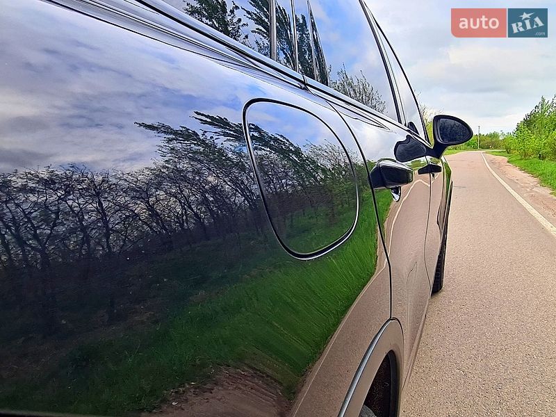 Внедорожник / Кроссовер Porsche Cayenne 2014 в Житомире