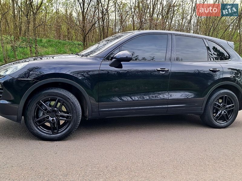 Внедорожник / Кроссовер Porsche Cayenne 2014 в Житомире