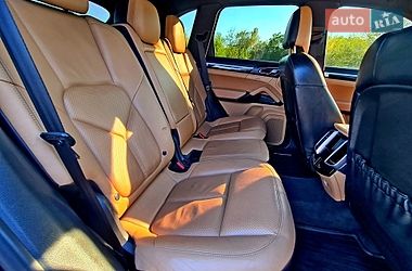 Внедорожник / Кроссовер Porsche Cayenne 2014 в Житомире