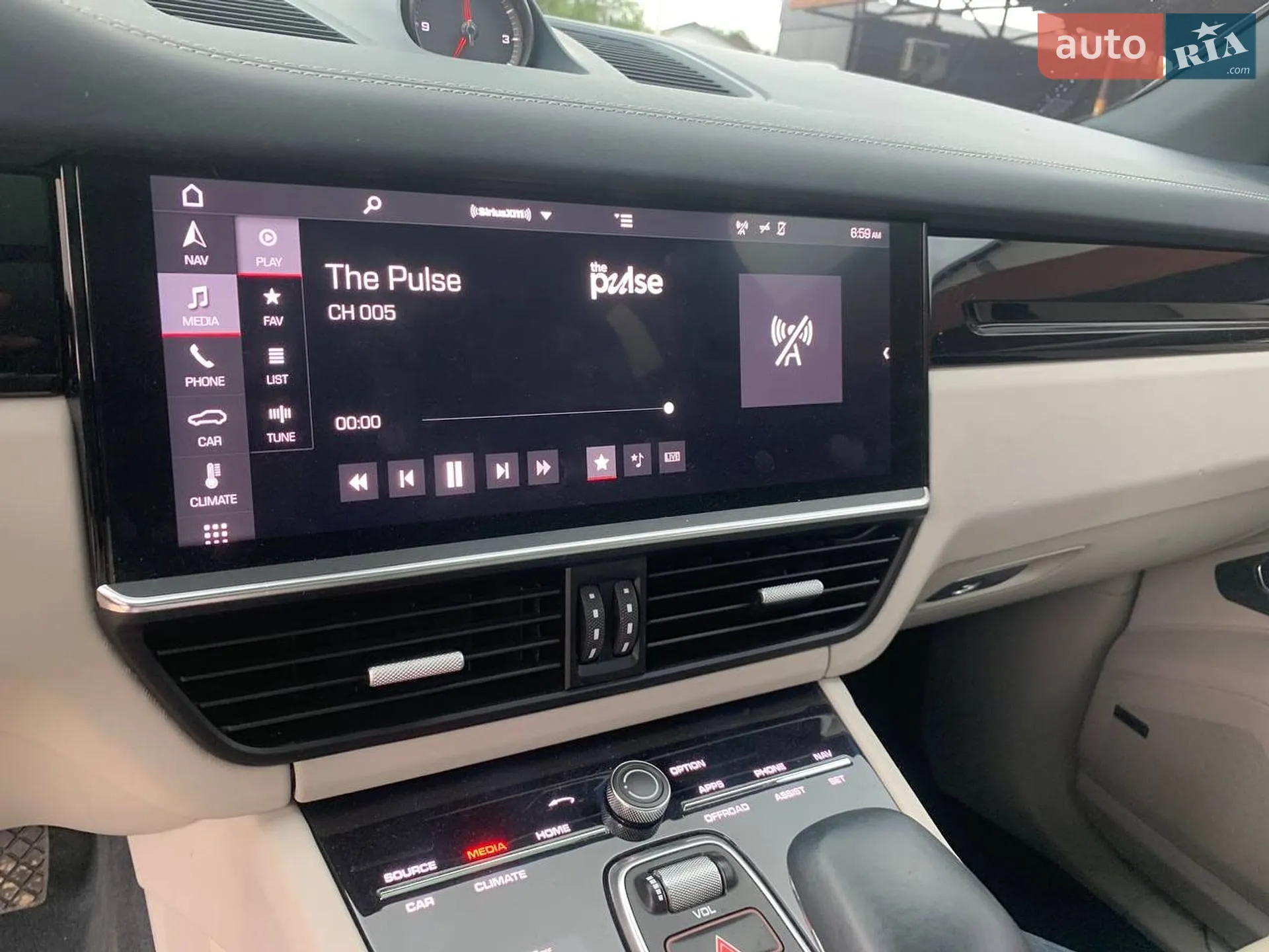2019 Porsche Cayenne - мініатюра 16
