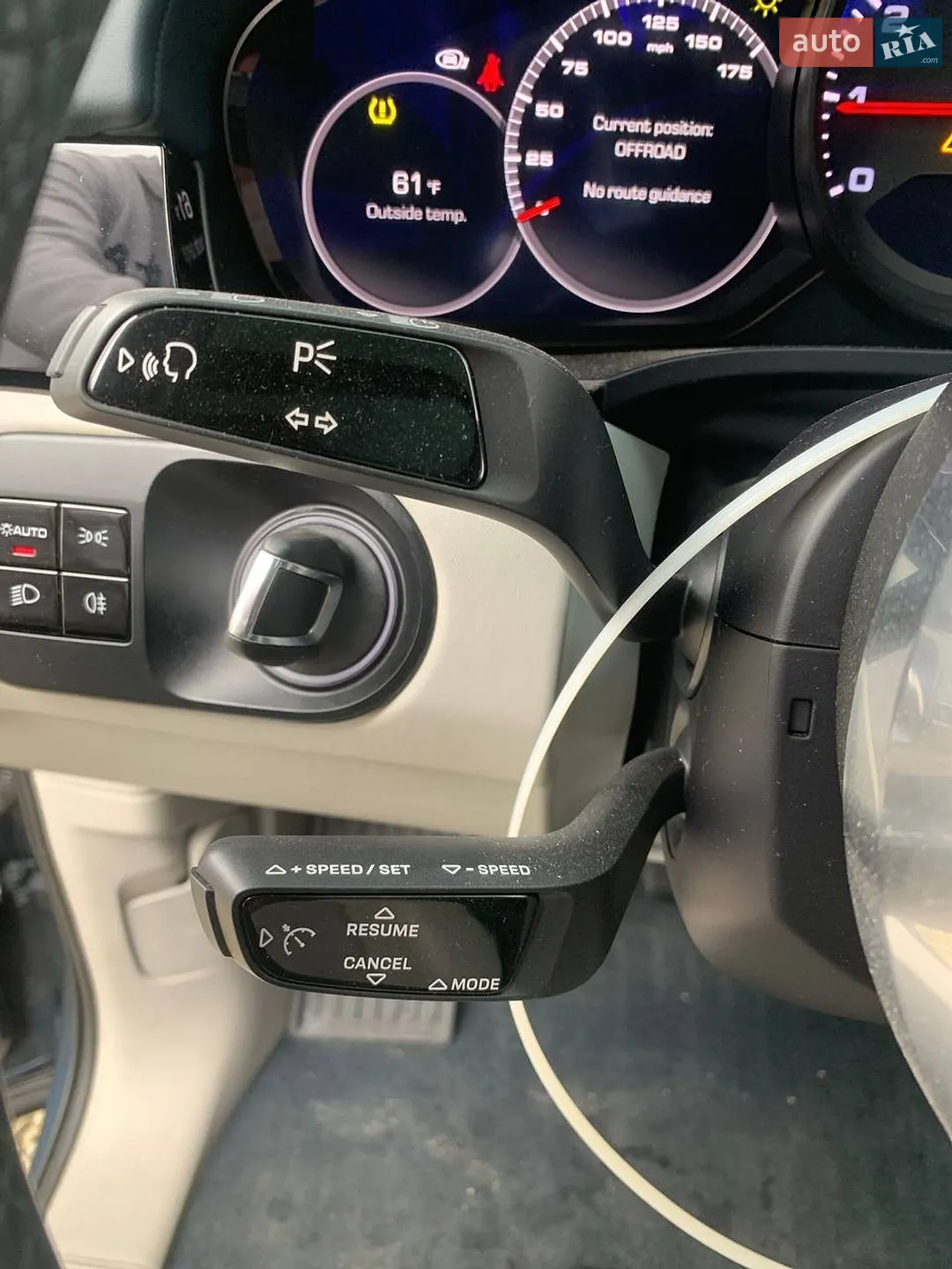 2019 Porsche Cayenne - мініатюра 20