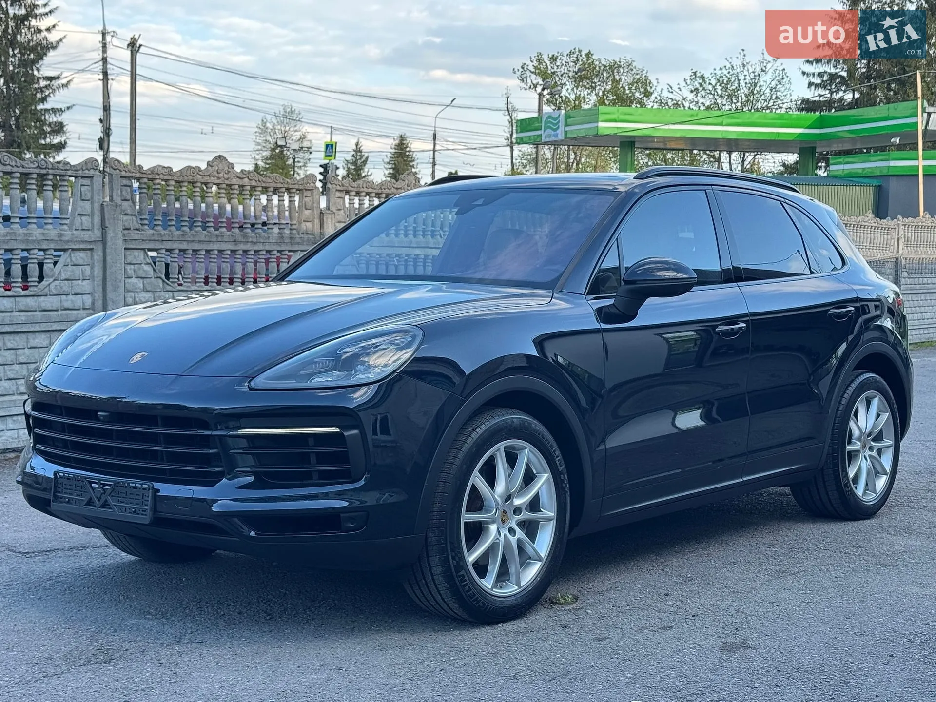 2019 Porsche Cayenne - мініатюра 19