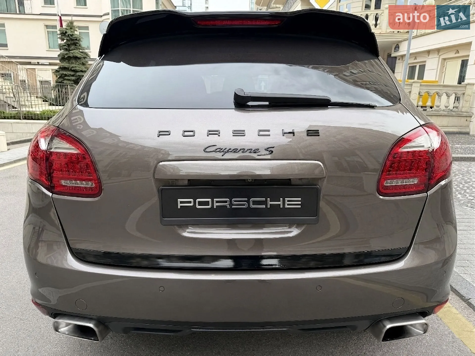 2011 Porsche Cayenne - мініатюра 5