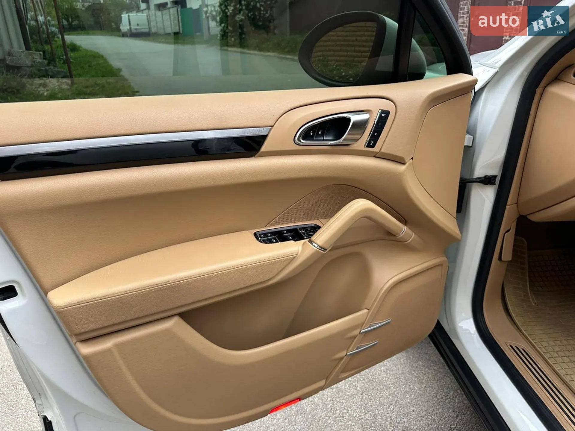 2013 Porsche Cayenne - мініатюра 12