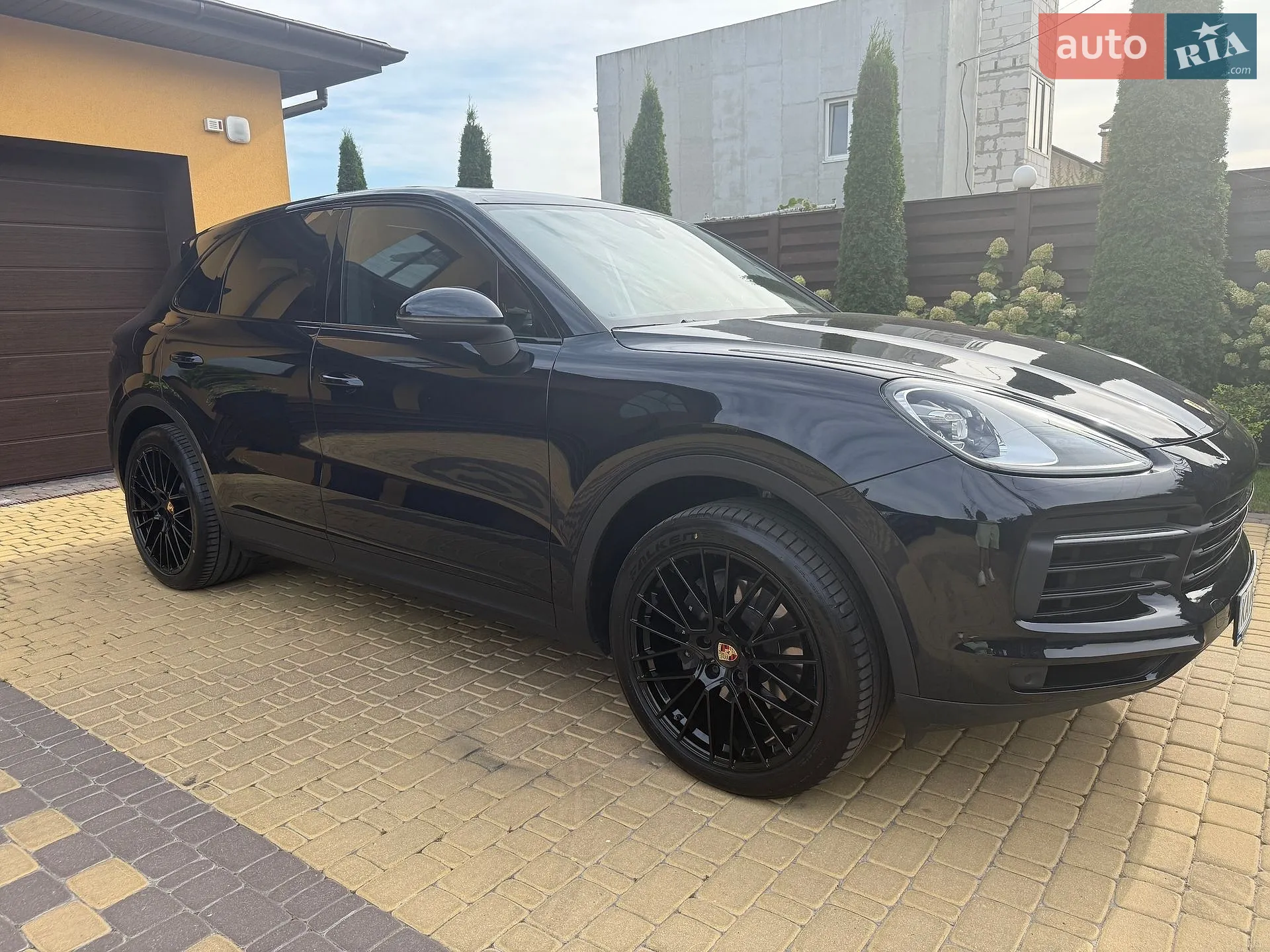 2020 Porsche Cayenne - мініатюра 4