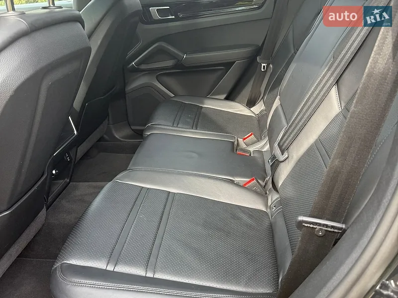 Porsche Cayenne 2020 VIN WP1AA2AY3LDA04136 фото оголошення 22 з 72