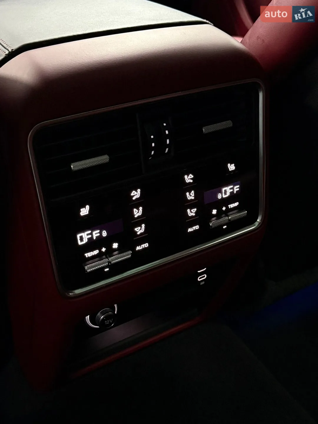 2021 Porsche Cayenne - мініатюра 28