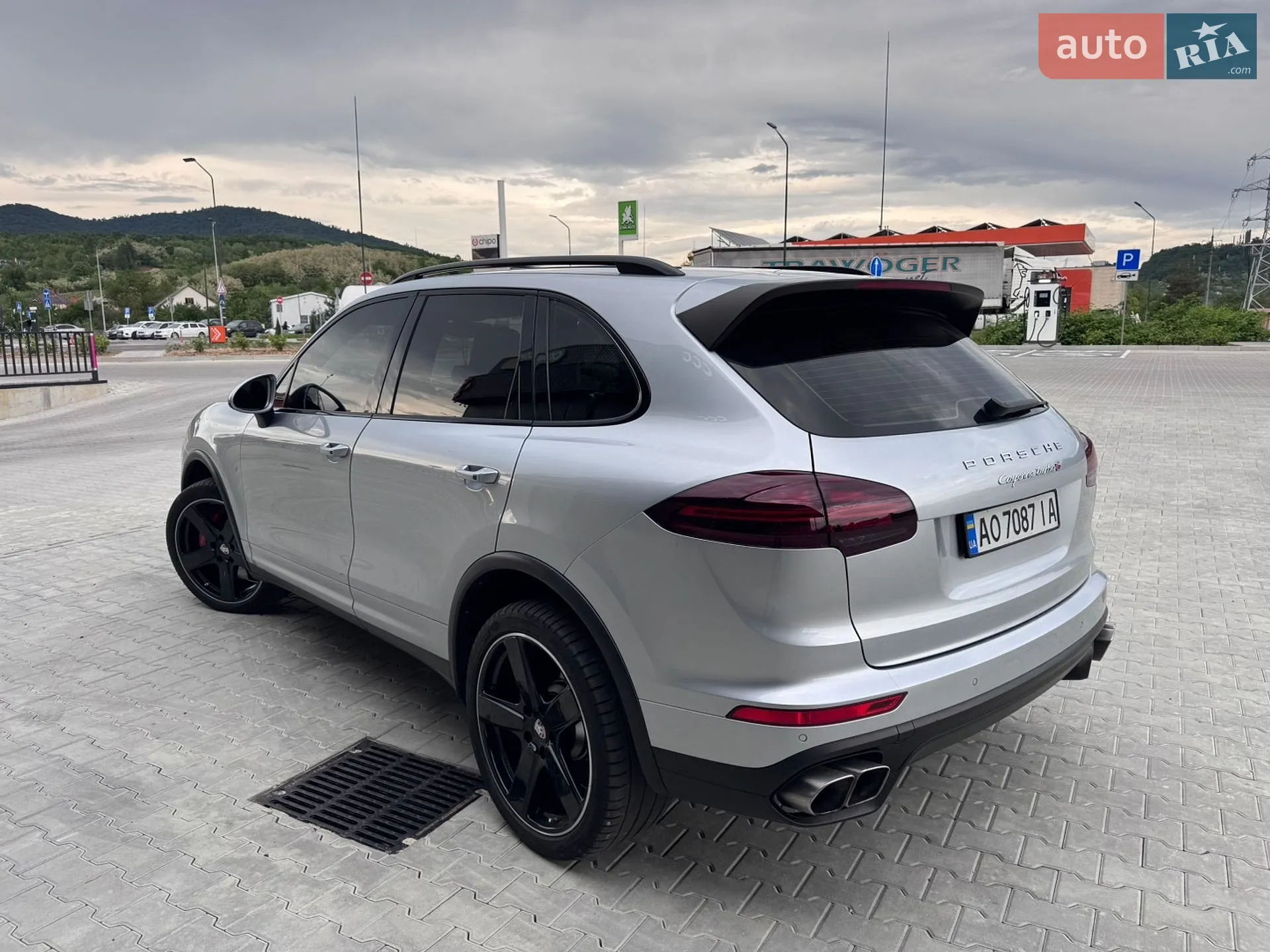 2015 Porsche Cayenne - мініатюра 16