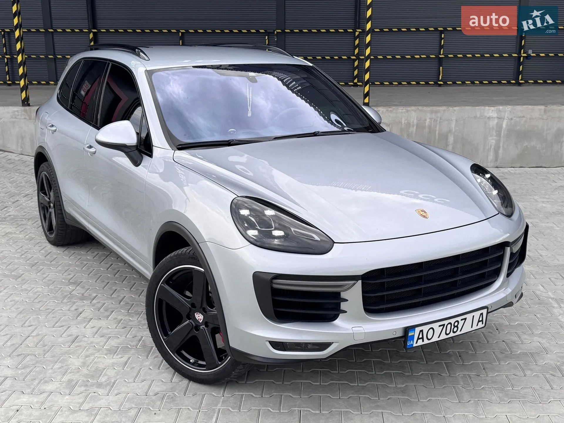 2015 Porsche Cayenne - мініатюра 50