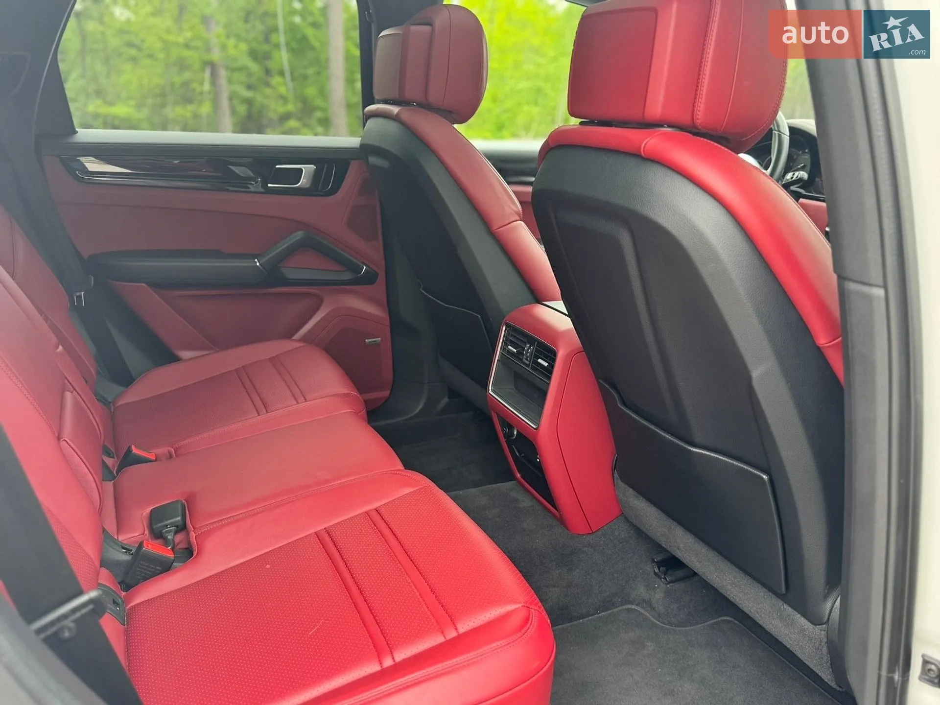 2021 Porsche Cayenne - мініатюра 17
