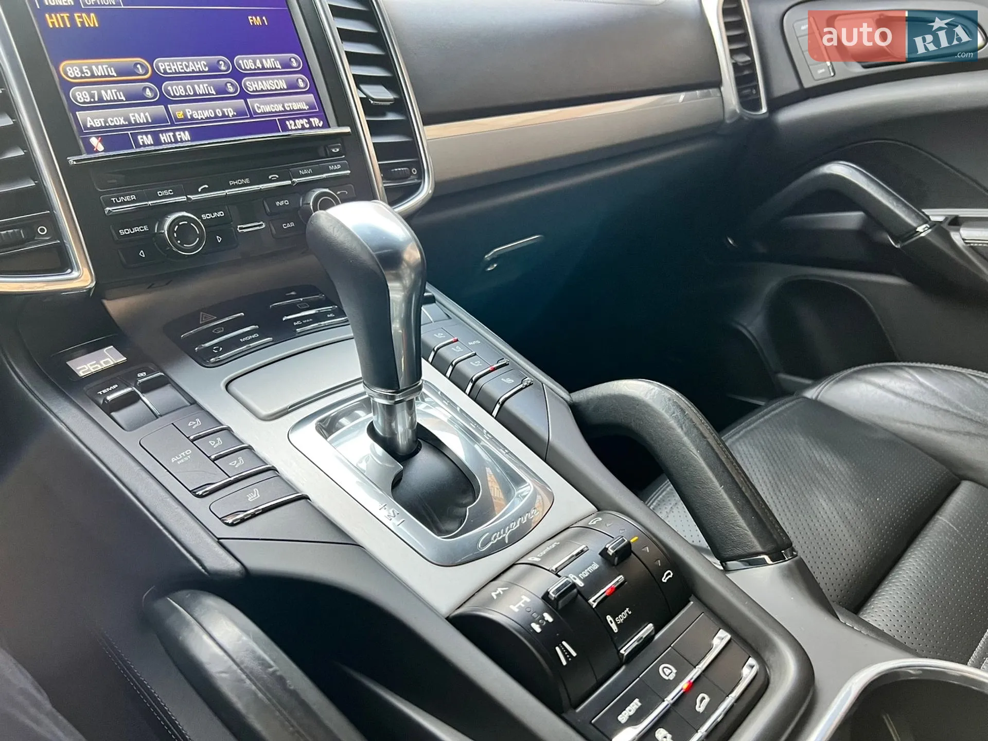 2010 Porsche Cayenne - мініатюра 28