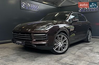 Внедорожник / Кроссовер Porsche Cayenne 2018 в Киеве