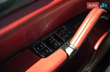 Внедорожник / Кроссовер Porsche Cayenne 2014 в Черновцах