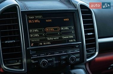 Внедорожник / Кроссовер Porsche Cayenne 2014 в Черновцах