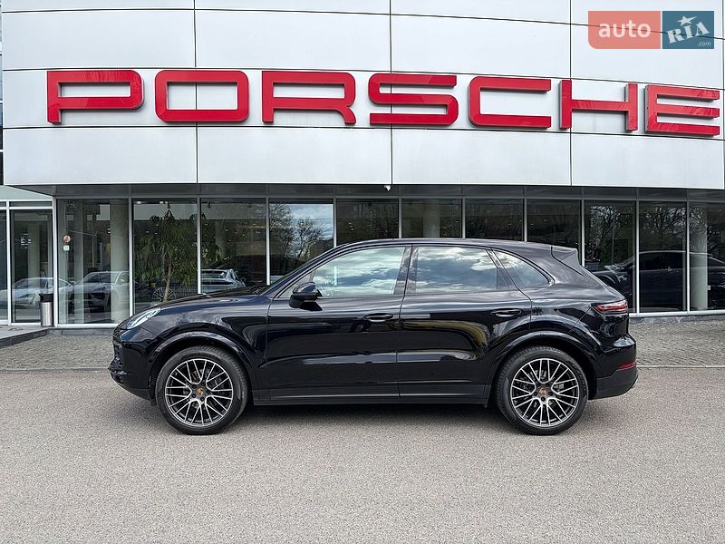 Внедорожник / Кроссовер Porsche Cayenne 2018 в Днепре
