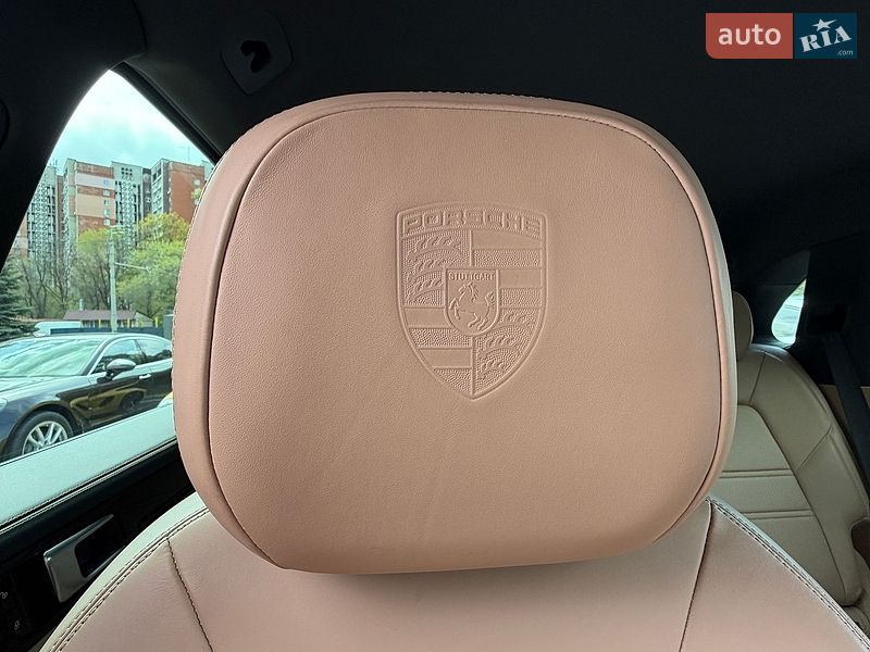 Внедорожник / Кроссовер Porsche Cayenne 2018 в Днепре