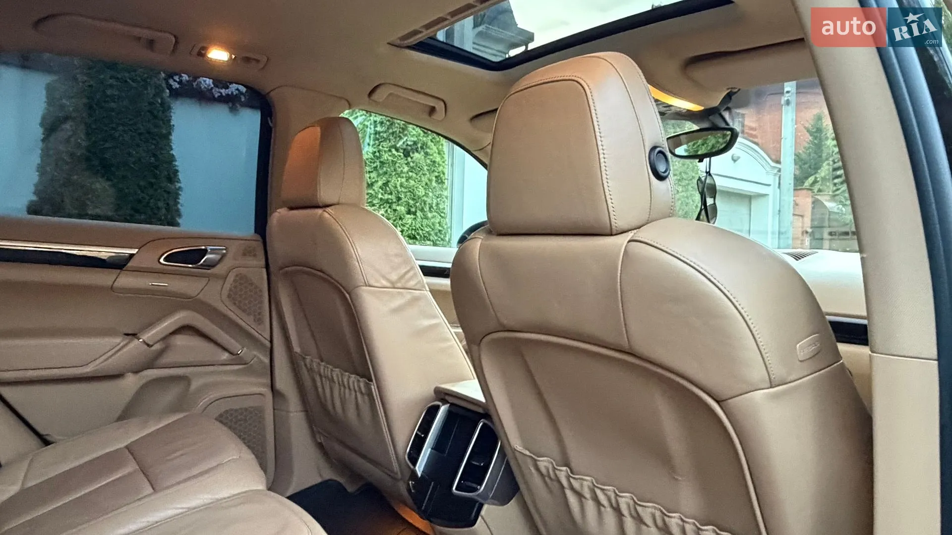 2011 Porsche Cayenne - мініатюра 39