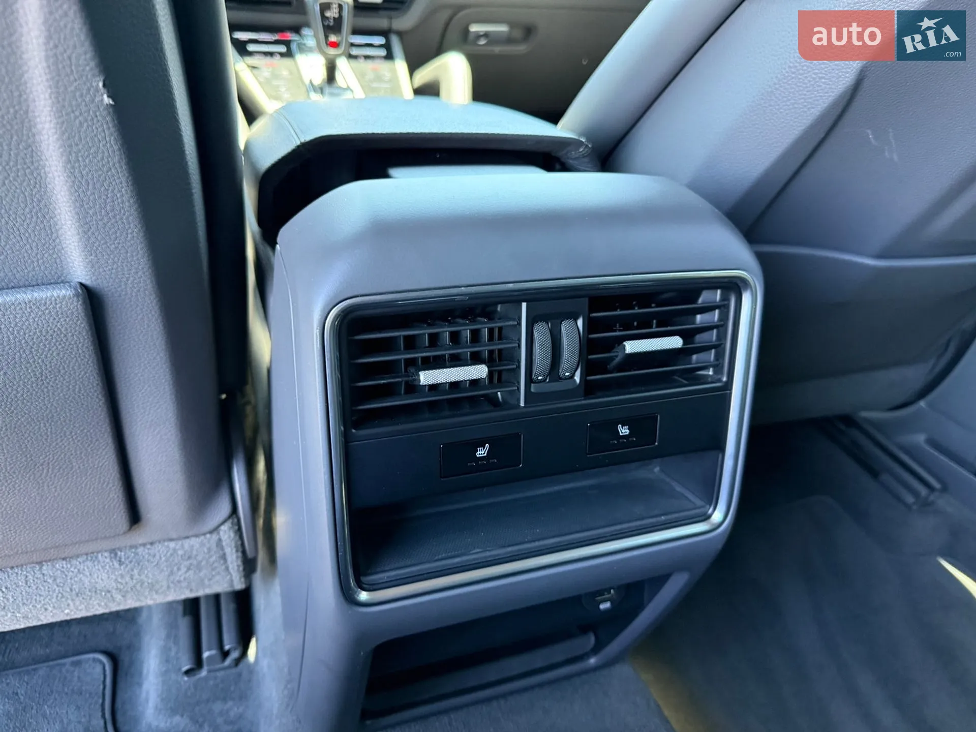 2019 Porsche Cayenne - мініатюра 21