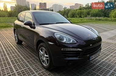 Позашляховик / Кросовер Porsche Cayenne 2013 в Києві