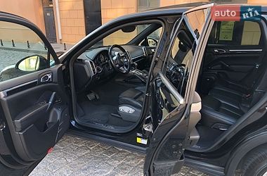 Внедорожник / Кроссовер Porsche Cayenne 2015 в Одессе