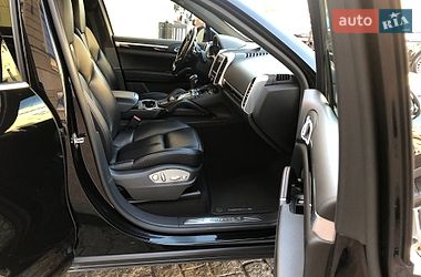 Внедорожник / Кроссовер Porsche Cayenne 2015 в Одессе