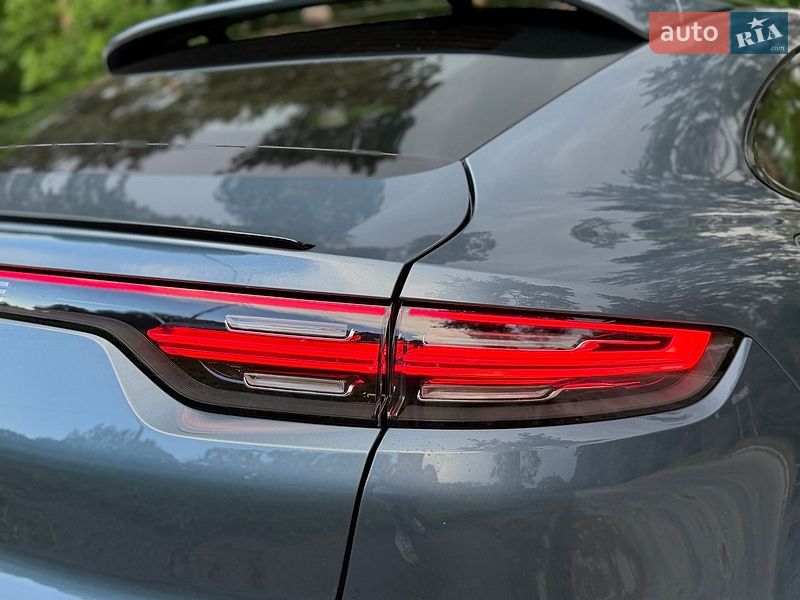 Внедорожник / Кроссовер Porsche Cayenne 2020 в Киеве