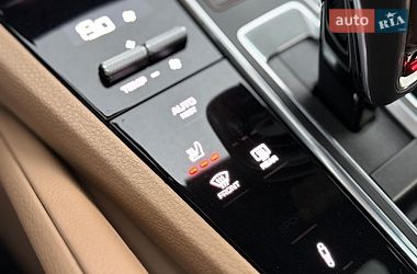 Внедорожник / Кроссовер Porsche Cayenne 2020 в Киеве