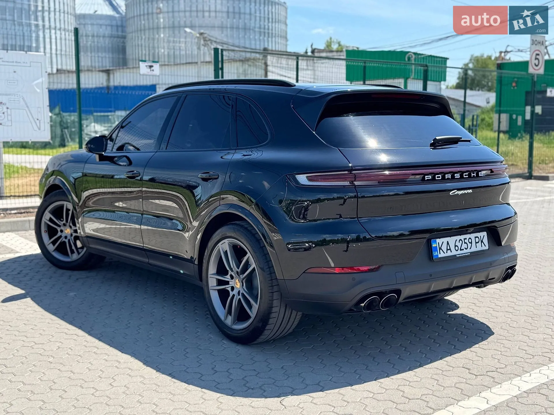 2023 Porsche Cayenne - мініатюра 6