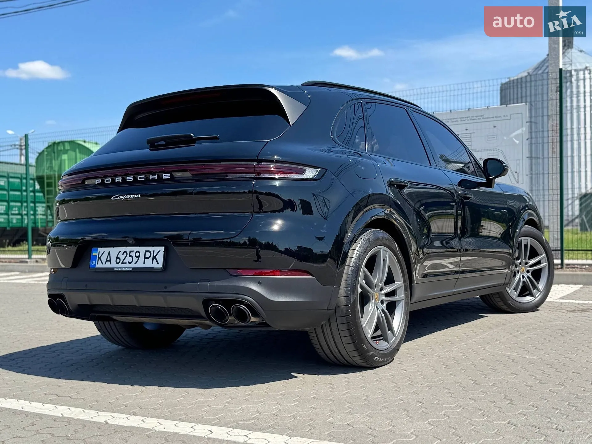 2023 Porsche Cayenne - мініатюра 8
