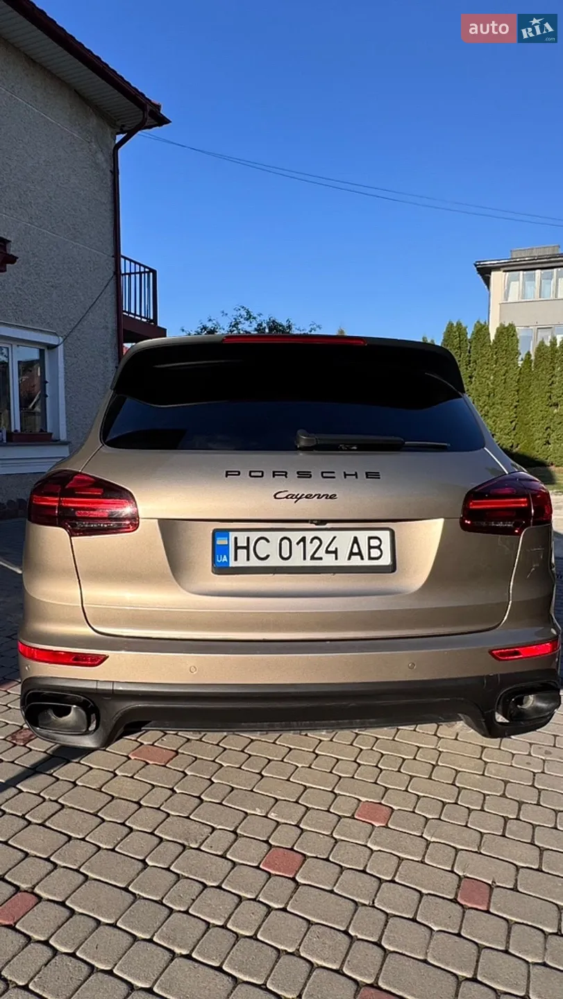2015 Porsche Cayenne - мініатюра 8