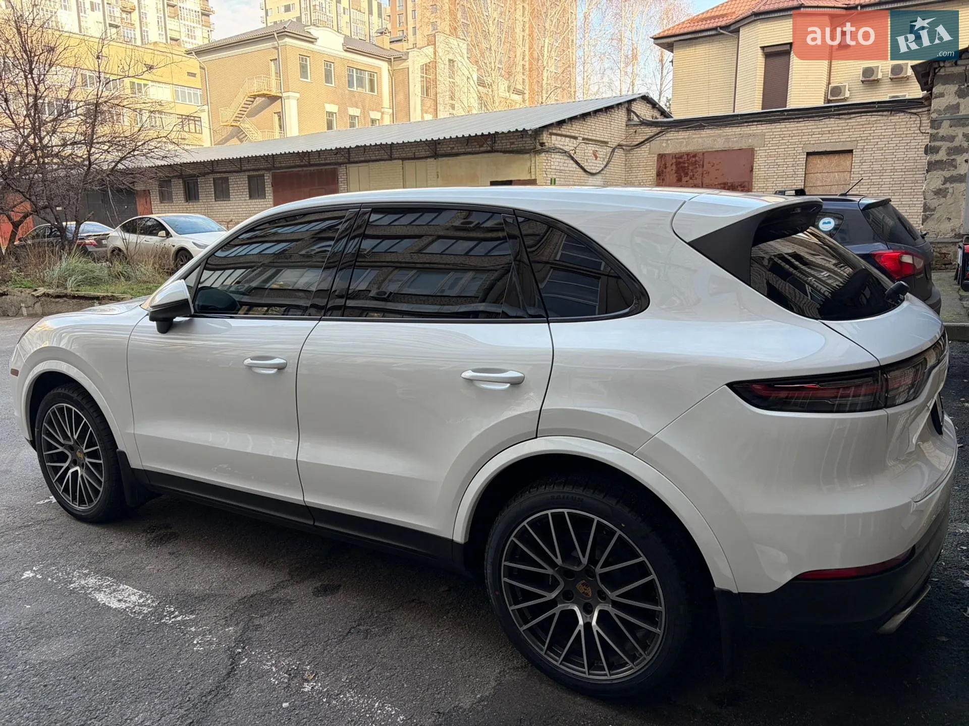2021 Porsche Cayenne - мініатюра 6