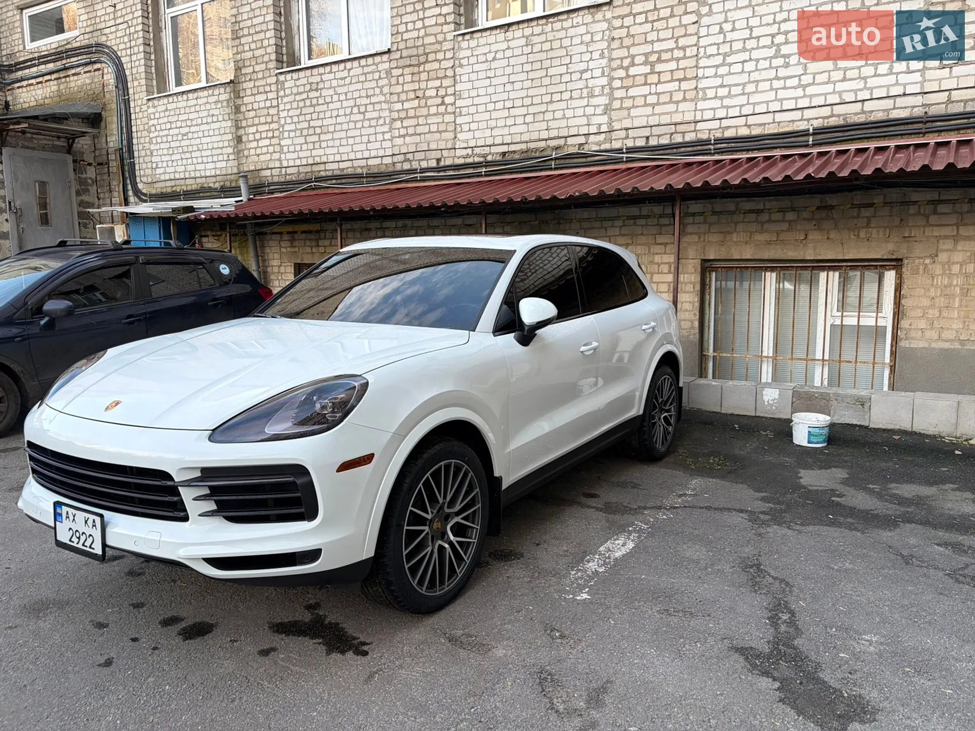 2021 Porsche Cayenne - мініатюра 3