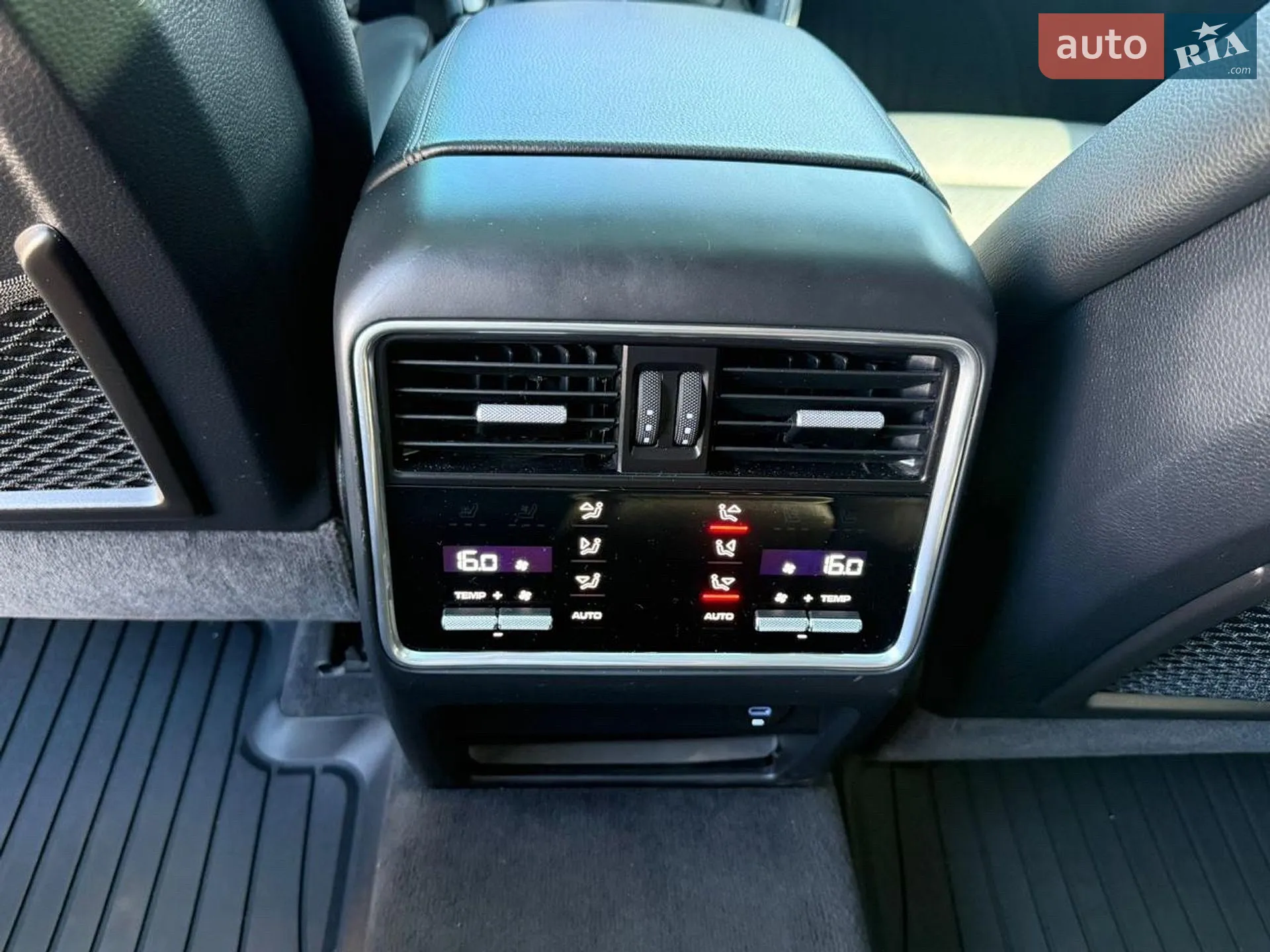 2021 Porsche Cayenne - мініатюра 15