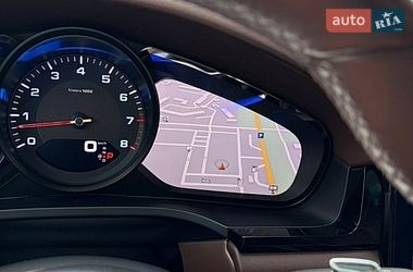 Позашляховик / Кросовер Porsche Cayenne 2018 в Броварах