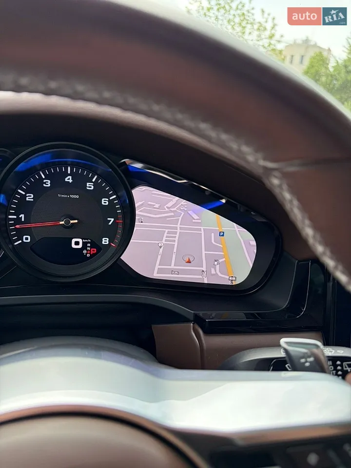 2019 Porsche Cayenne - мініатюра 18