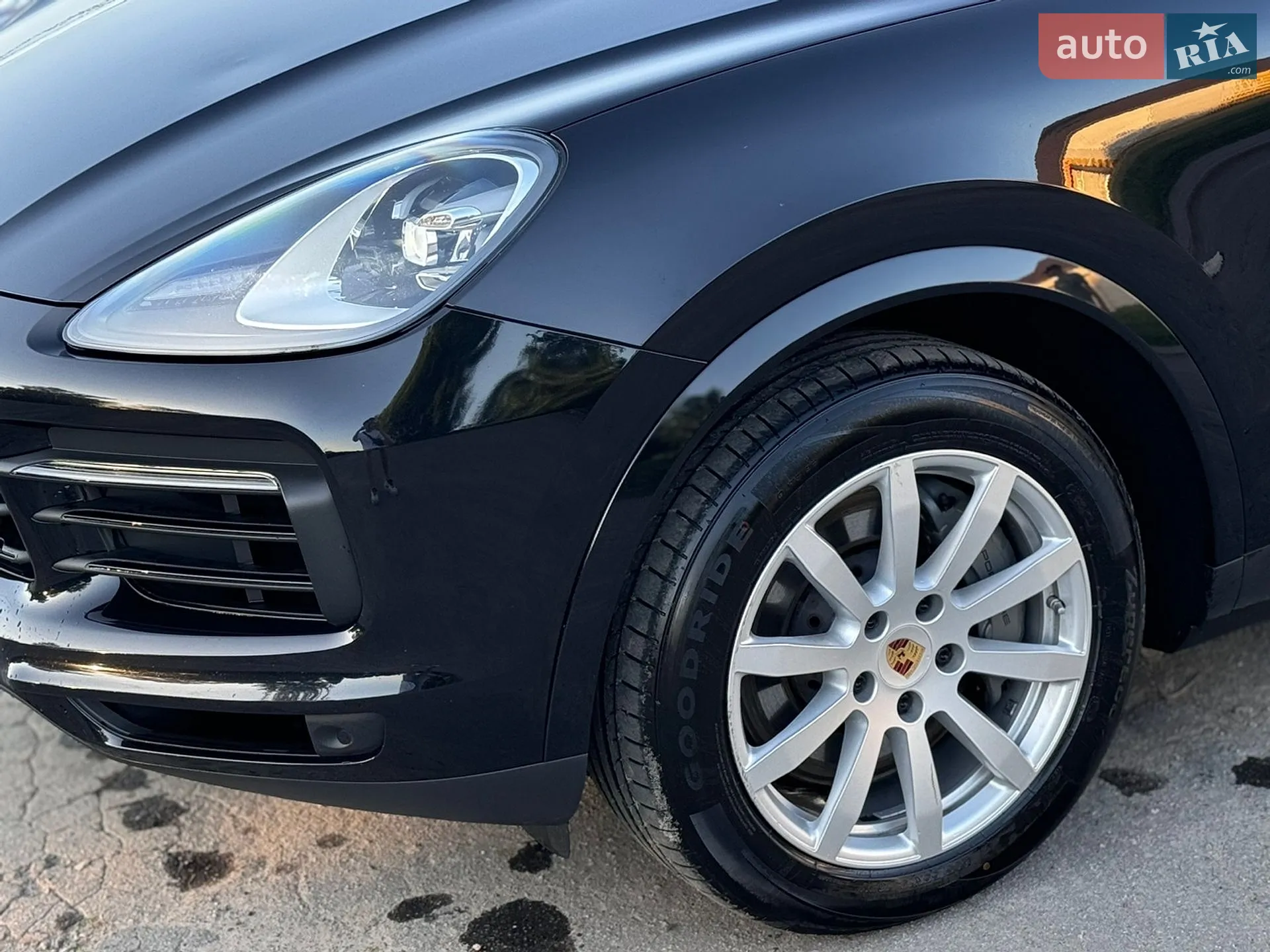 2019 Porsche Cayenne - мініатюра 5
