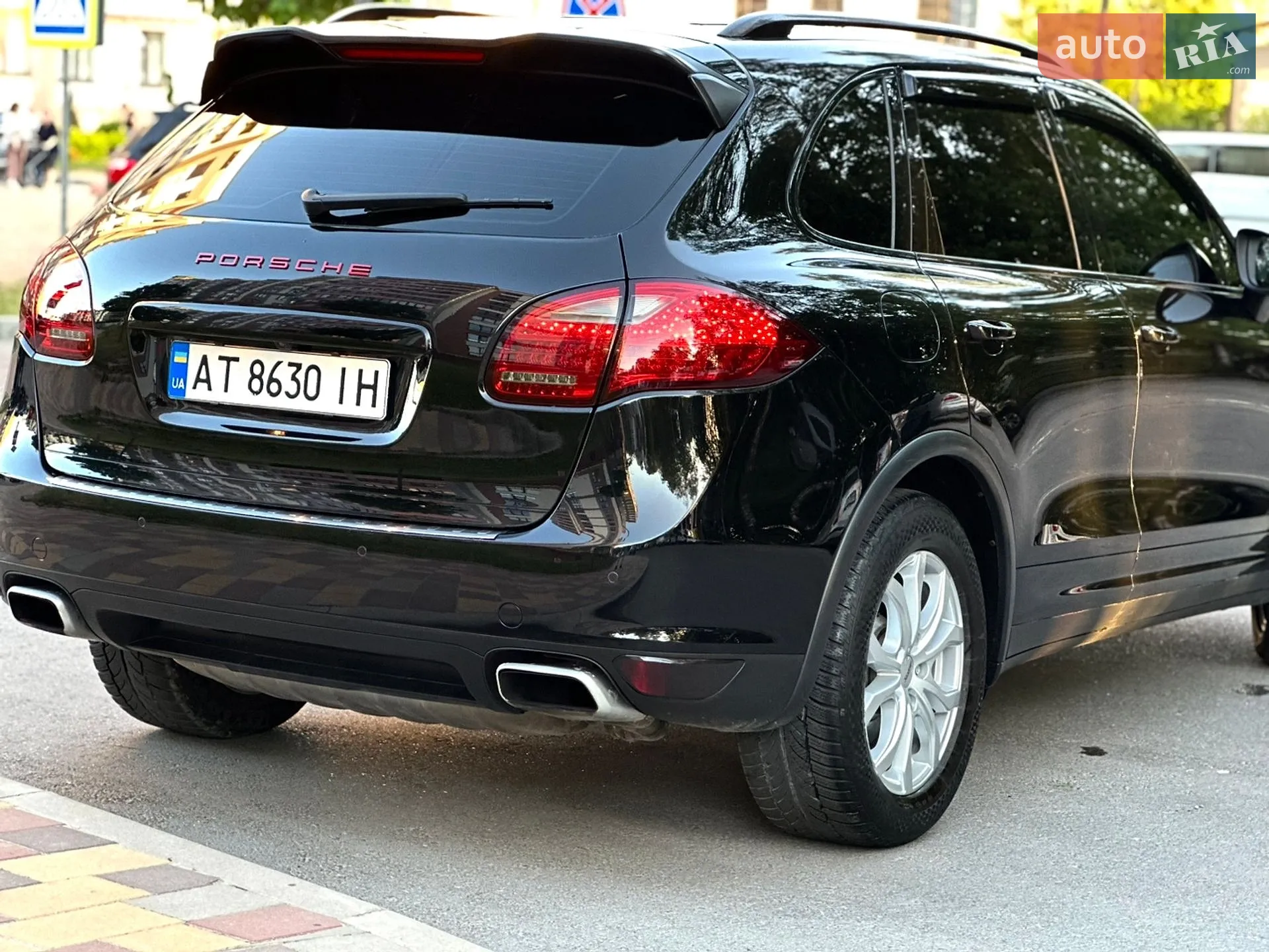 2011 Porsche Cayenne - мініатюра 9