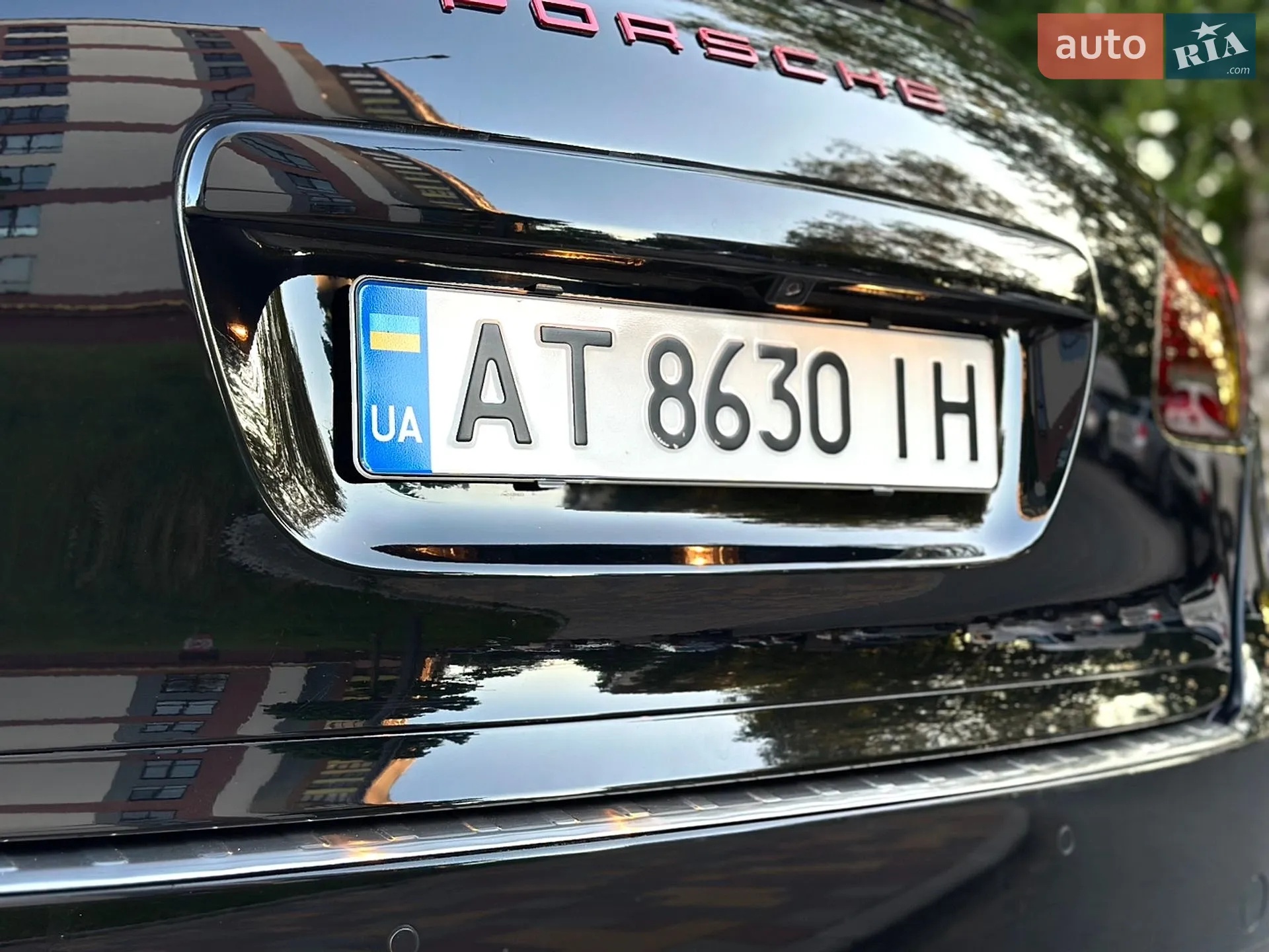 2011 Porsche Cayenne - мініатюра 27
