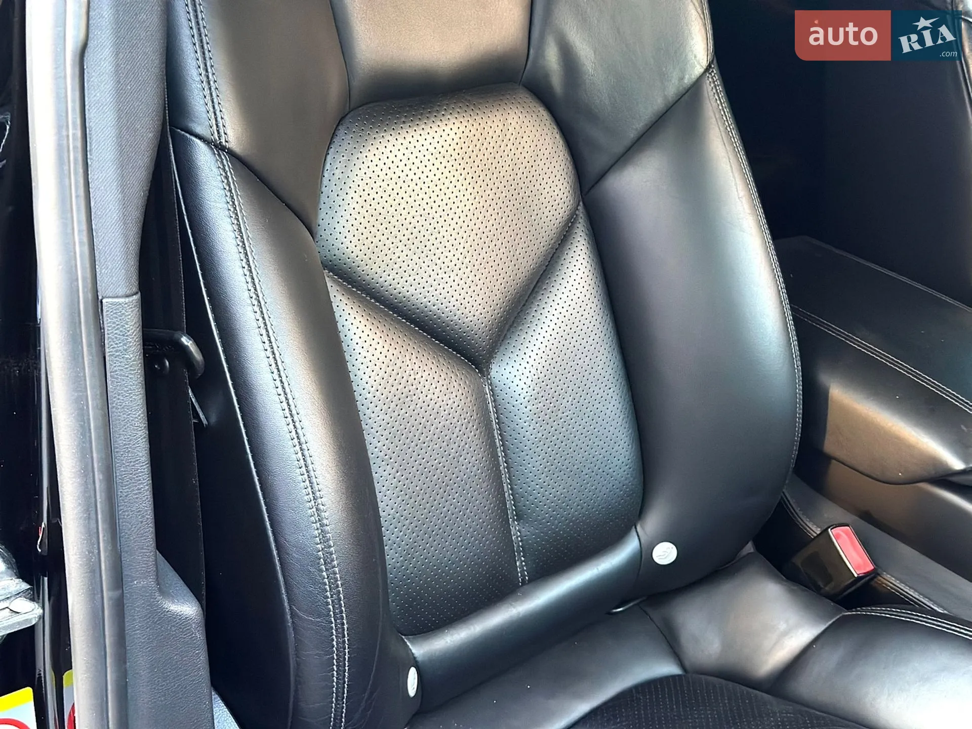2011 Porsche Cayenne - мініатюра 34