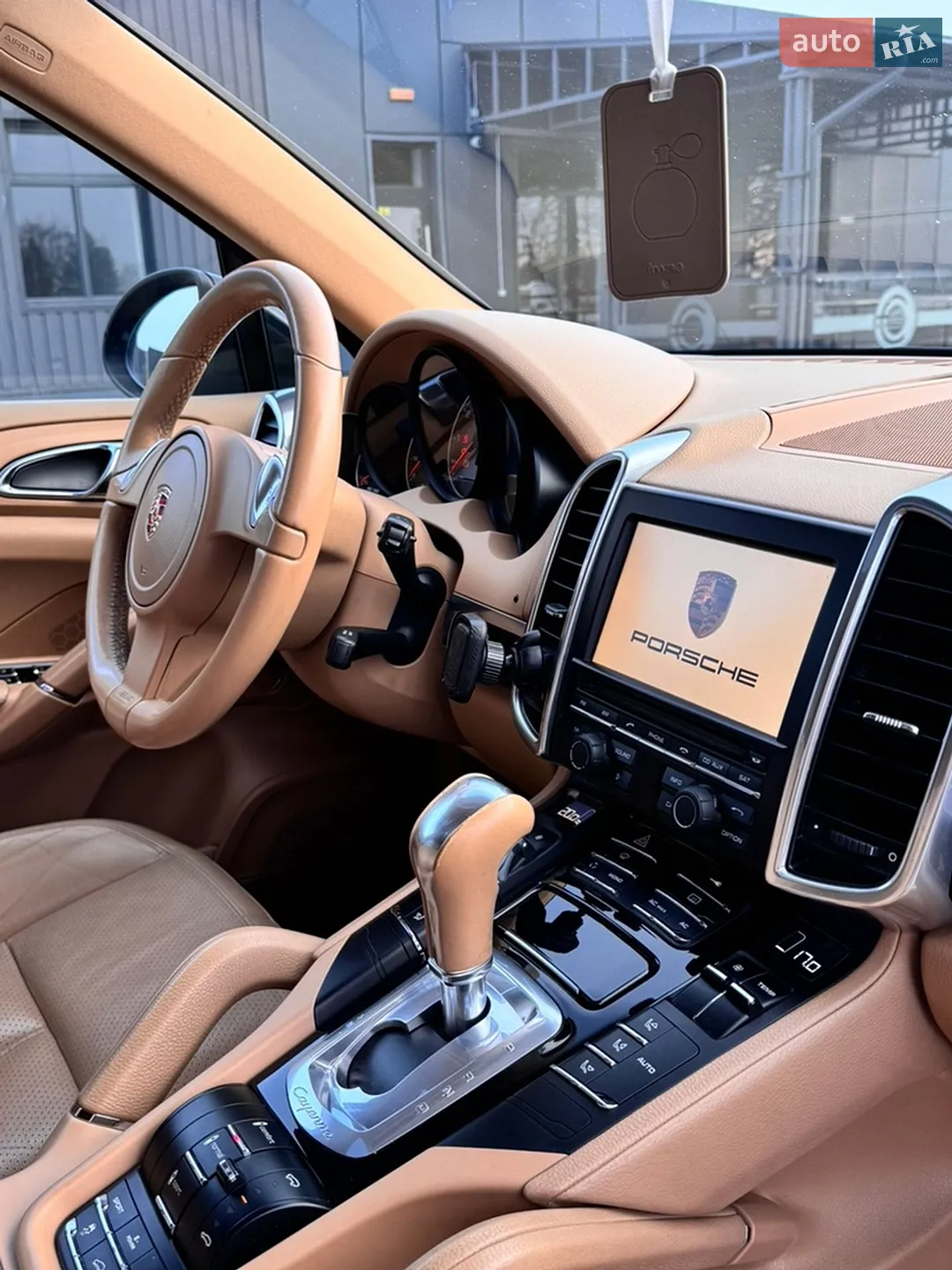 2010 Porsche Cayenne - мініатюра 39