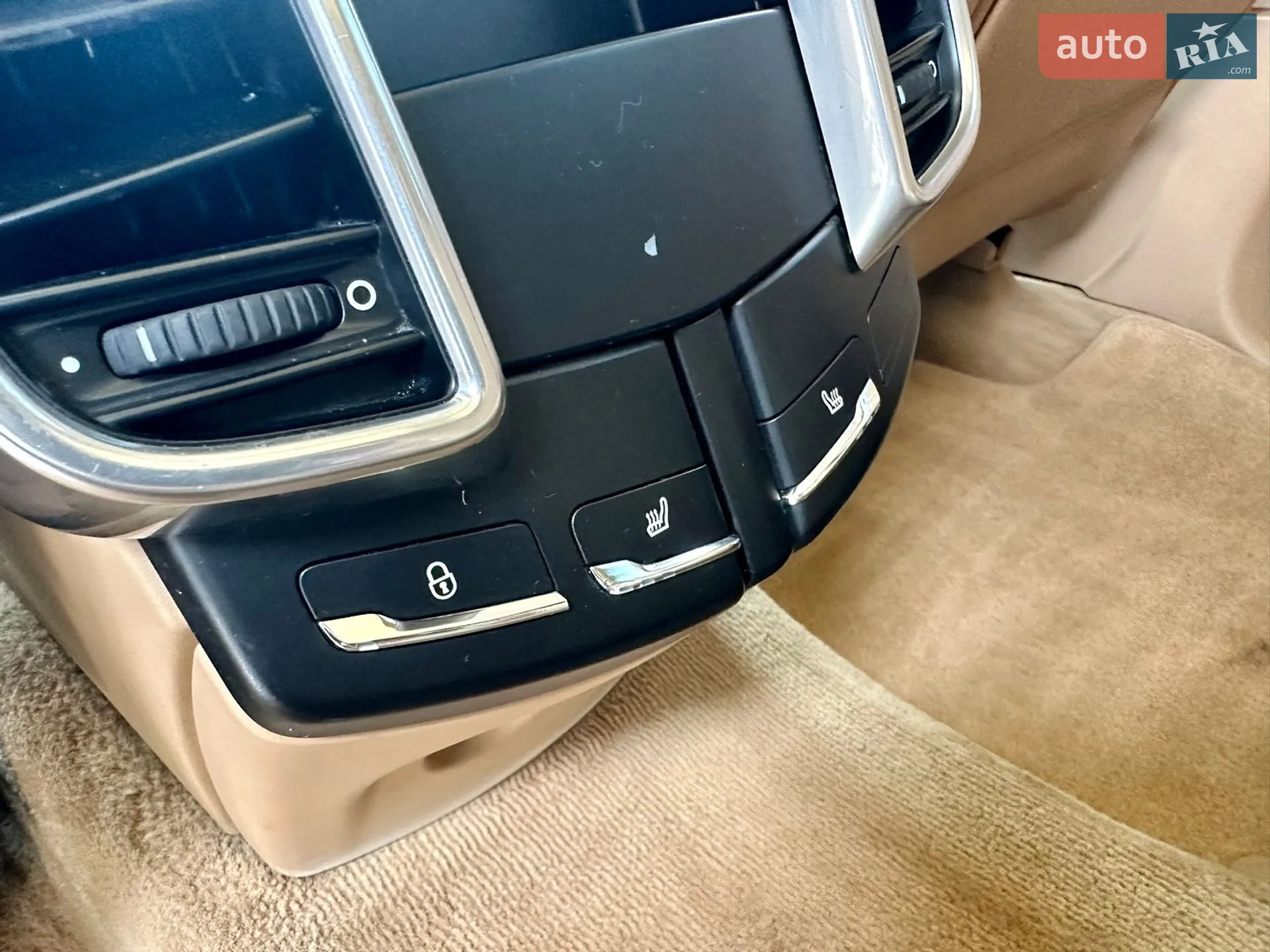 2012 Porsche Cayenne - мініатюра 10