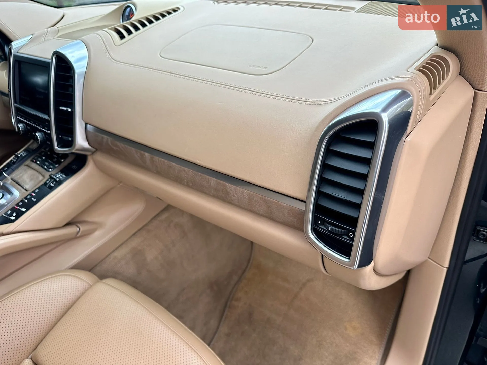 2012 Porsche Cayenne - мініатюра 11