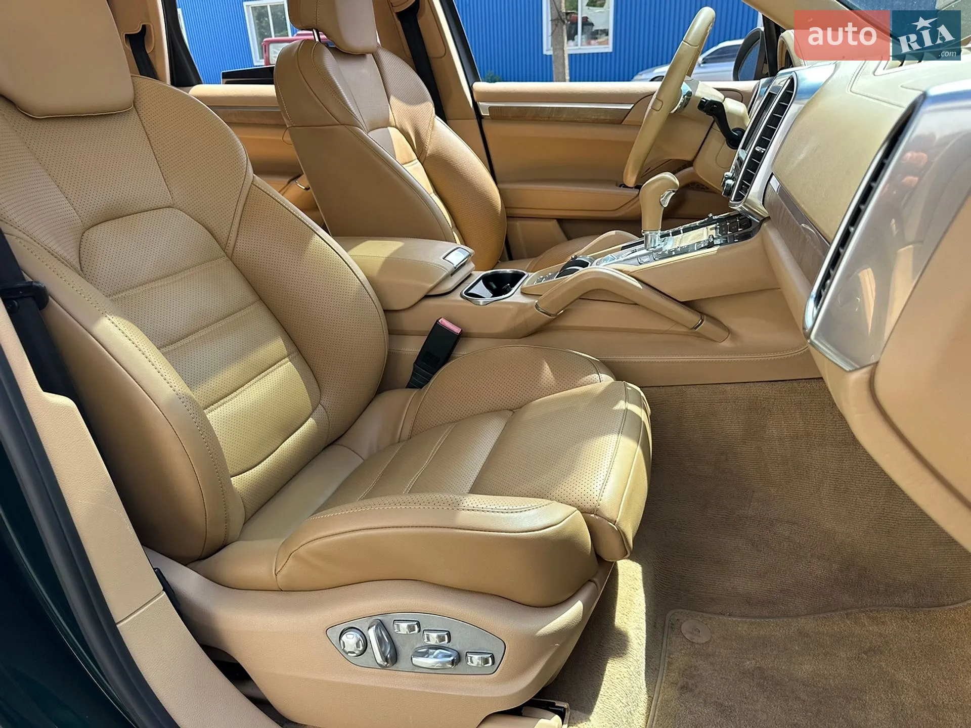 2012 Porsche Cayenne - мініатюра 21