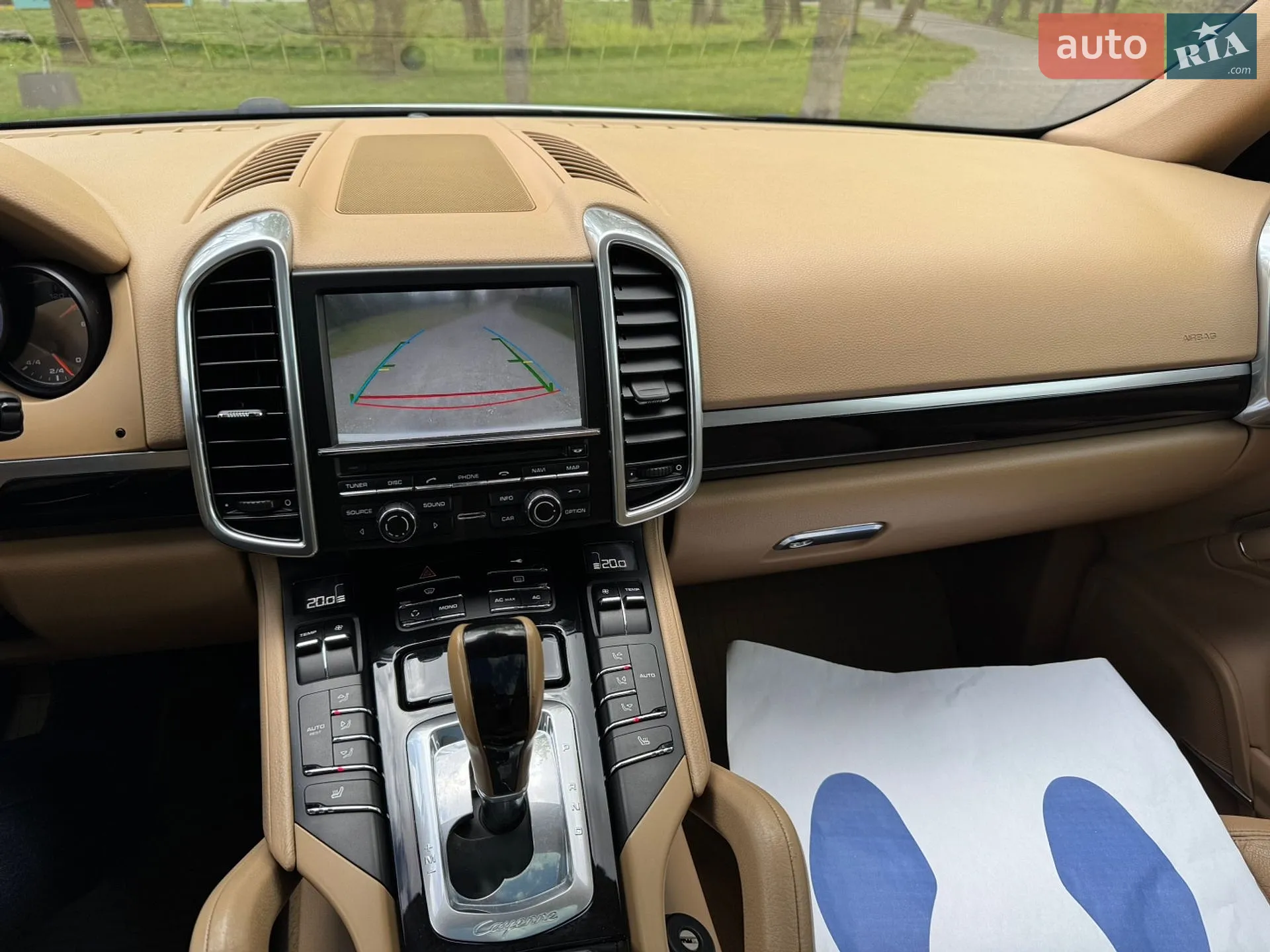 2011 Porsche Cayenne - мініатюра 36