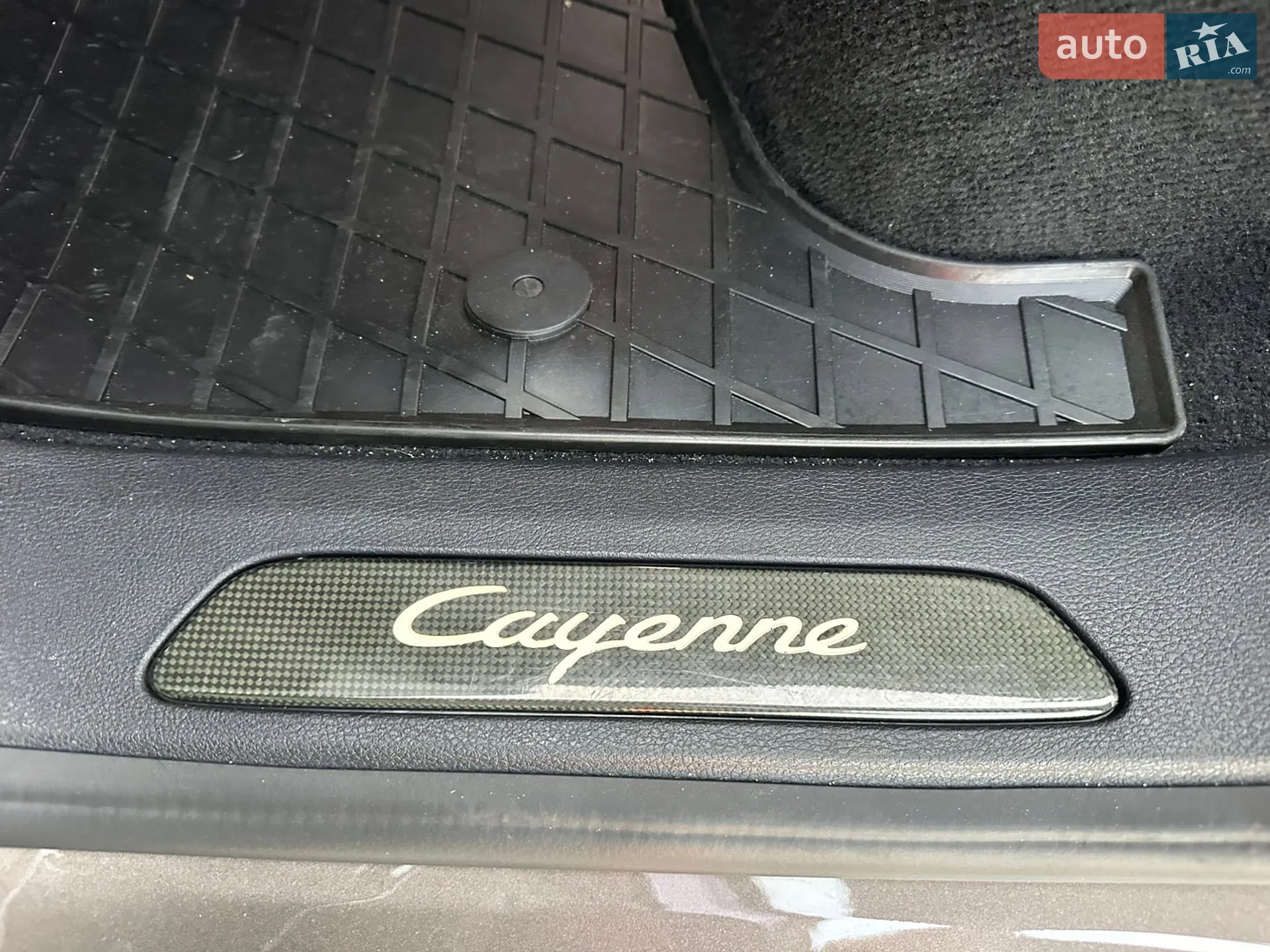 2016 Porsche Cayenne - мініатюра 13