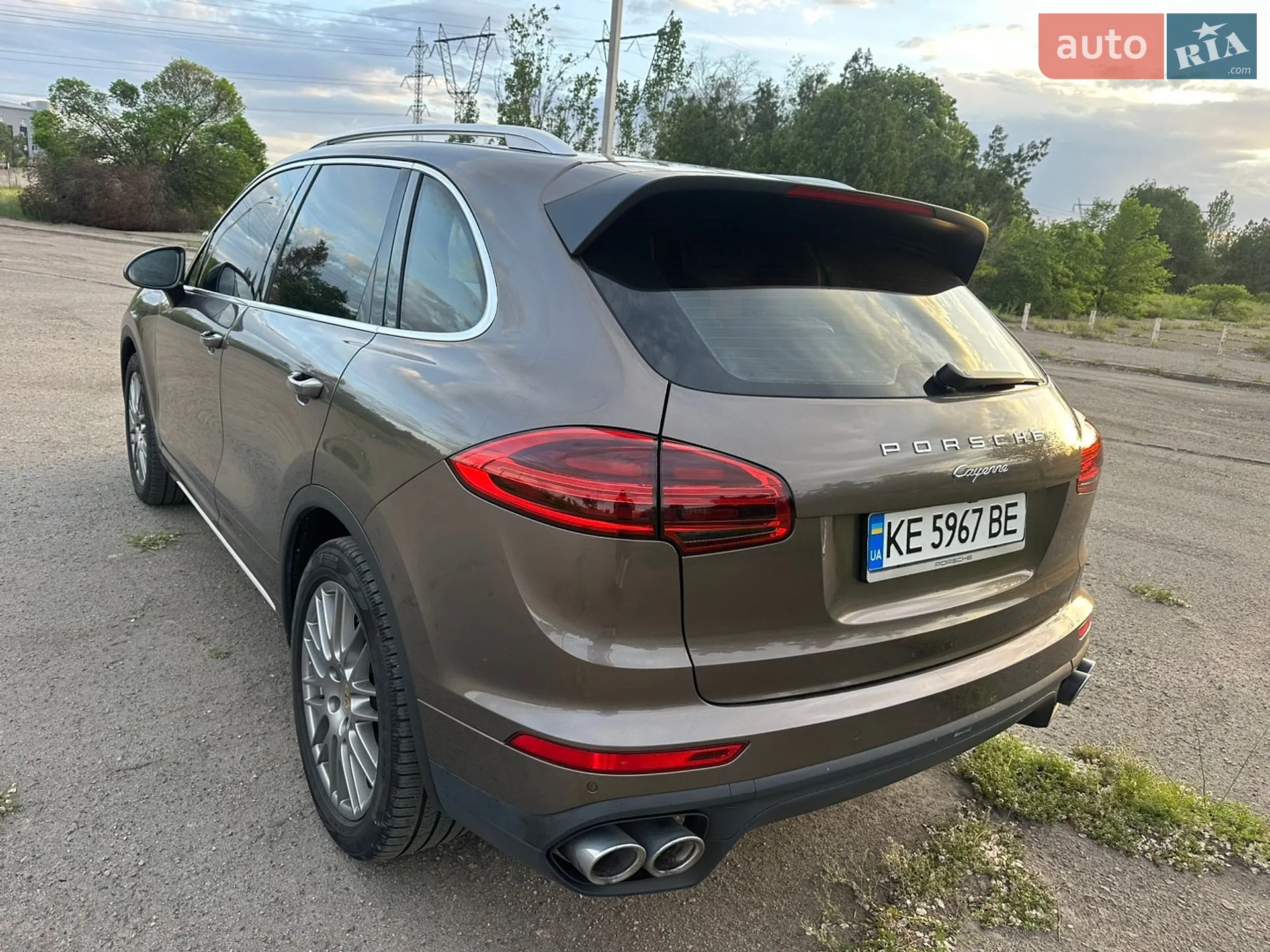 2016 Porsche Cayenne - мініатюра 23