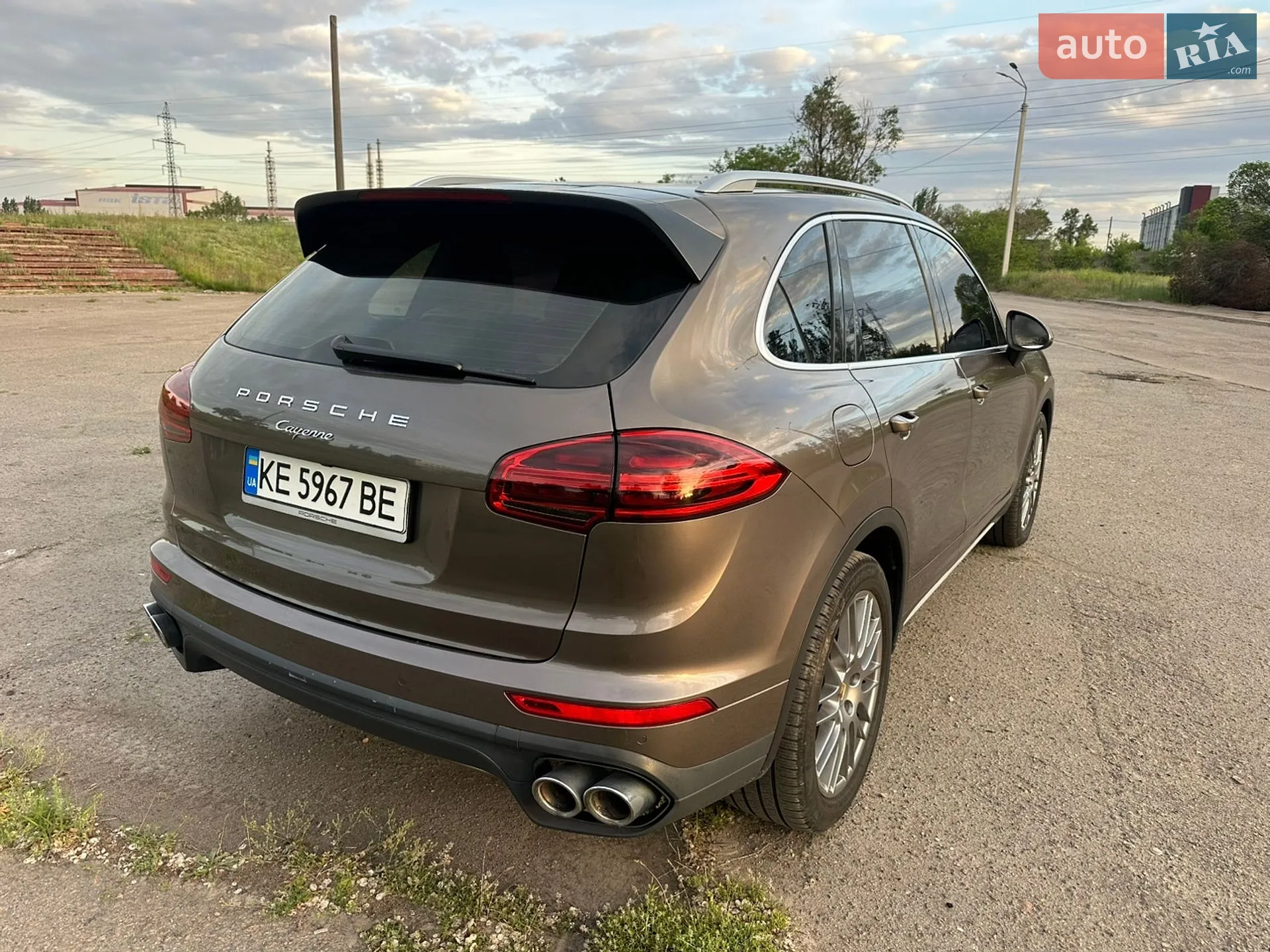 2016 Porsche Cayenne - мініатюра 28